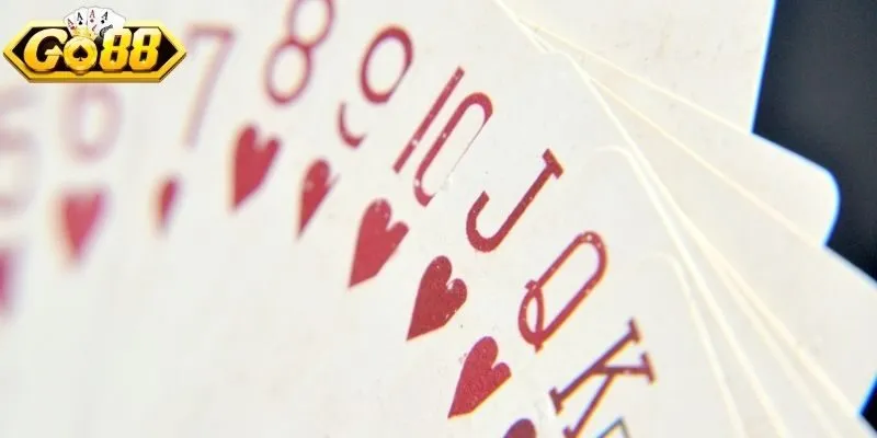 Cách sắp xếp các bộ bài theo thứ tự đúng từ cao đến thấp